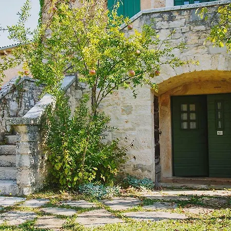 House Arbalovija * Žminj